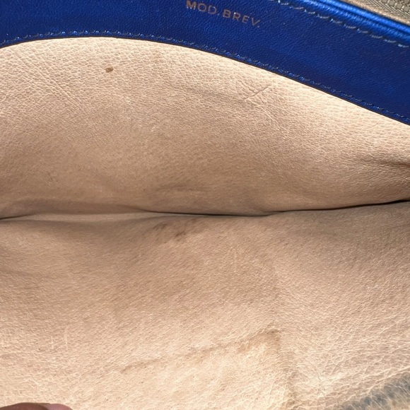 Vintage Gucci Crossbody - Picture 10 of 10